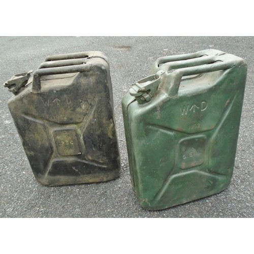 77 - Army jerry cans - 2