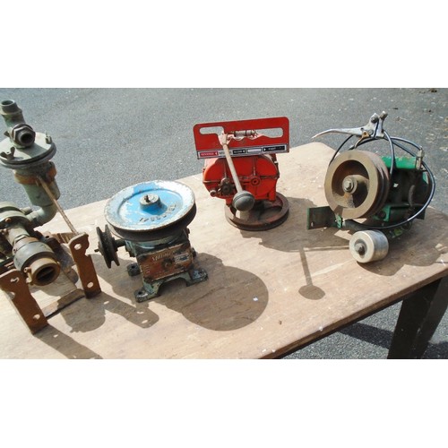 95 - Right angles pulley adapter, pulley speed regulator, pulley mechanism and water pump