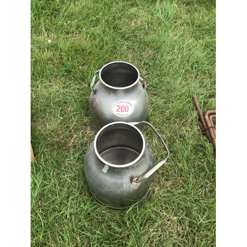 200 - Stainless steel half milk churns - 2