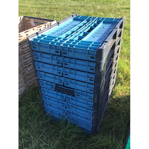 211 - Flat storage crates - 10