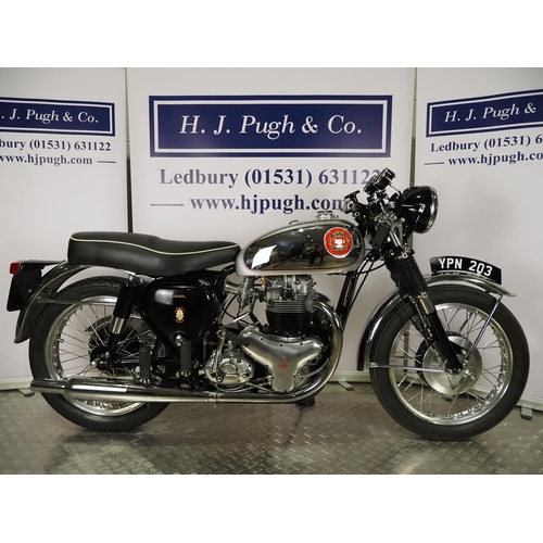 849 - BSA Rocket Goldstar motorcycle. 1962. 650cc. 
Frame No. GA10-702
Engine No. DA10R-8474
Runs and ride... 