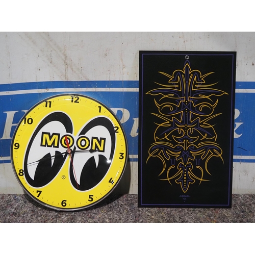 23 - Moon clock and drawing on board