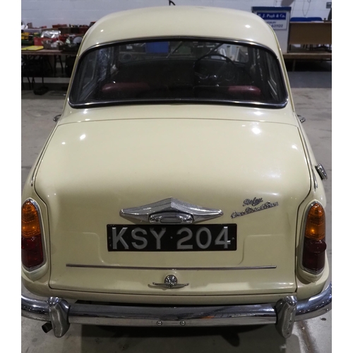 320 - Riley 1.5 Saloon. 1962. 1489cc
Runs and drives. Has had many new parts and work carried out to inclu... 