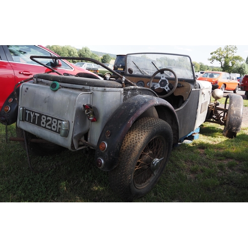 324 - Triumph vintage sports car/kit car project.
Vendor states V5 is available. No keys.