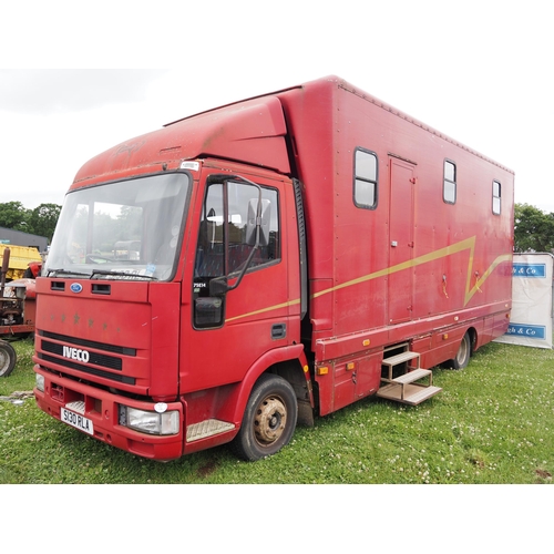 1563 - Iveco 75E14 horse box with living. Showing 152716 km. Diesel pump has been fully refurbished, steels... 