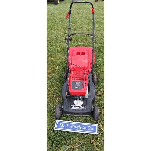 11 - Mountfield SP470 pedestrian mower