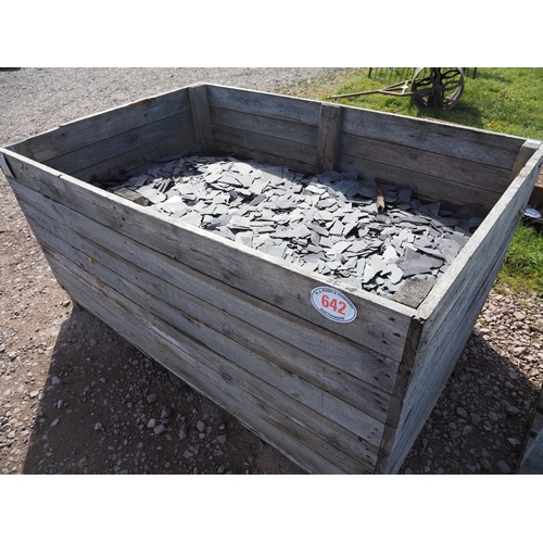 642 - Large box of slate