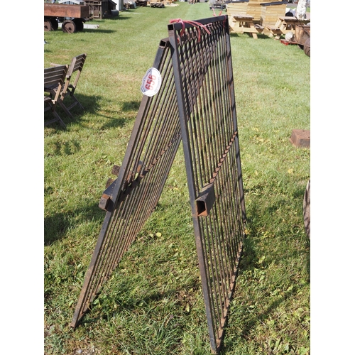 656 - Pair of metal gates 4ft