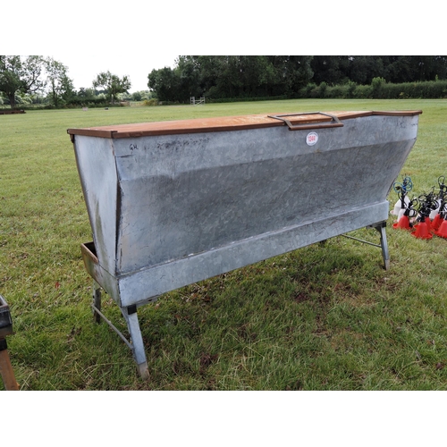 1344 - Galvanised feed trough 8ft