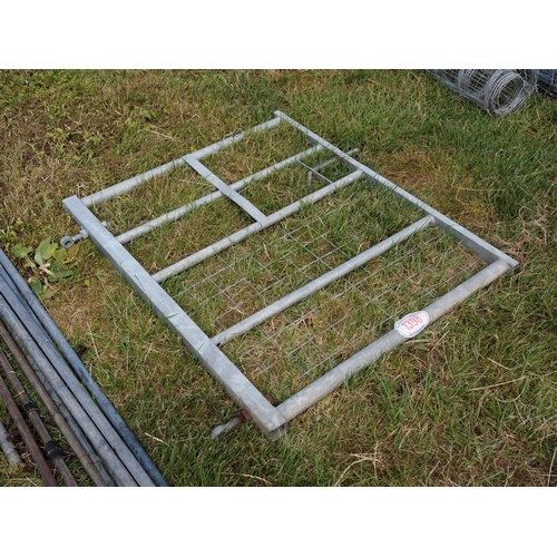 1398 - Galvanised mesh gate 3ft