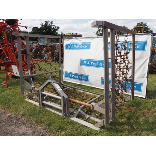 1517 - Ritchie hydraulic folding harrows 6m