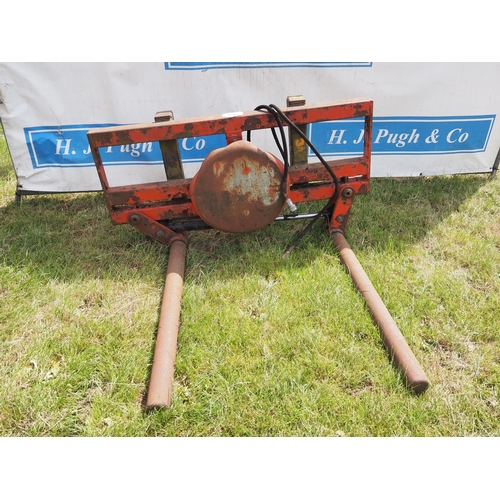 1534 - Browns bale handler