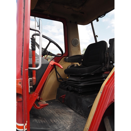 1542 - International 1056 XL 4WD tractor. Runs and drives well, showing 8247 hours, clean original tractor,... 