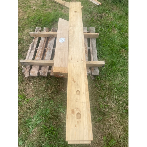 1077A - Machines softwood beams 2.4 x230 x140 -1 + 1