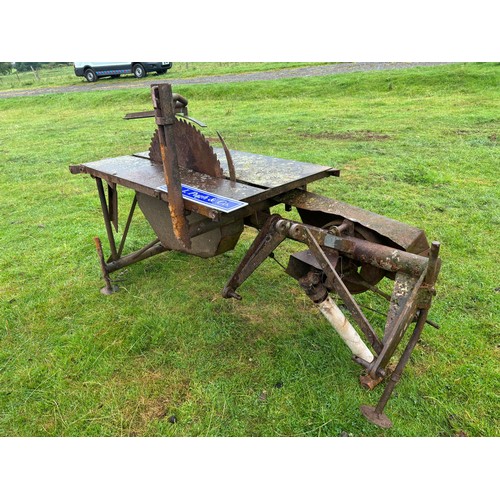 130 - McConnel saw bench