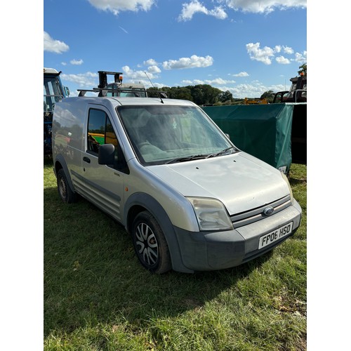 1549 - Ford Transit connect T200L van. 2008. Runs and drives. Showing 178,551 miles.
V5 and Key.