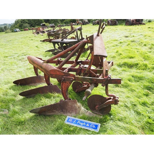 57 - International 3 furrow plough