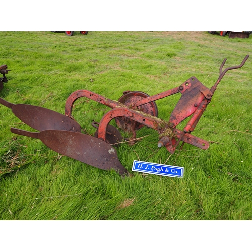 64 - David Brown 2 furrow plough