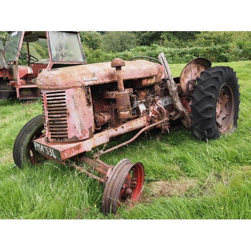 92 - David Brown 30C Cropmaster tractor for spares. Reg. PMA 534