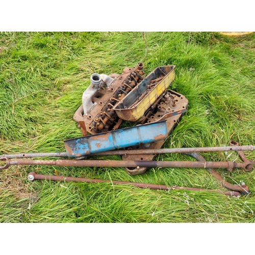 171 - Fordson Major cylinder heads, etc.