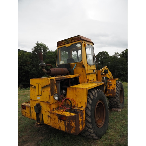 210 - Bray loading shovel. Runs, showing 1183 hours. Reg. F239 LLG