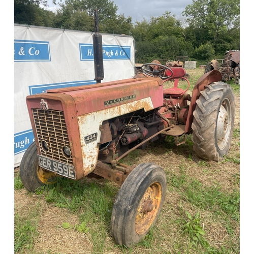 308 - International 434 tractor. B12201. Reg. GER 959E