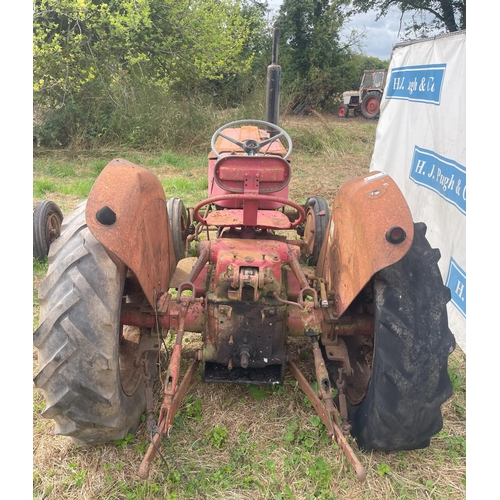 308 - International 434 tractor. B12201. Reg. GER 959E