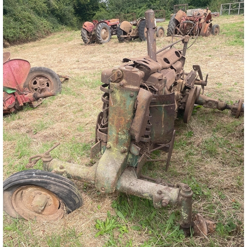 309 - John Deere tractor parts