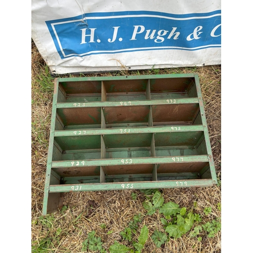 114 - Metal shelving  2ft 6 x 3ft