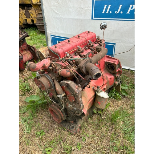 150 - Massey Ferguson 4 cylinder engine