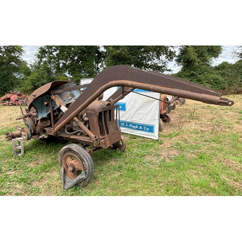 170 - Fordson major tractor with loader and rear wheel weights