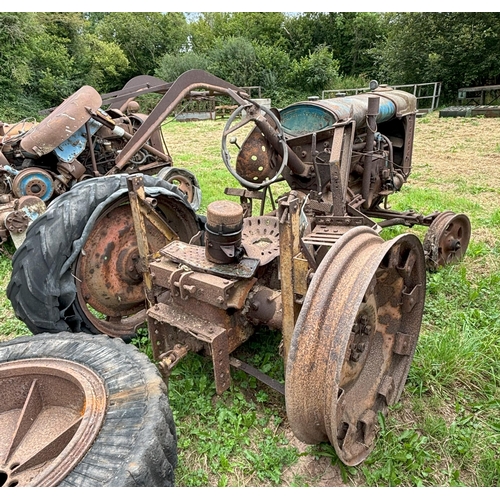 171 - Fordson E27N tractor - spares