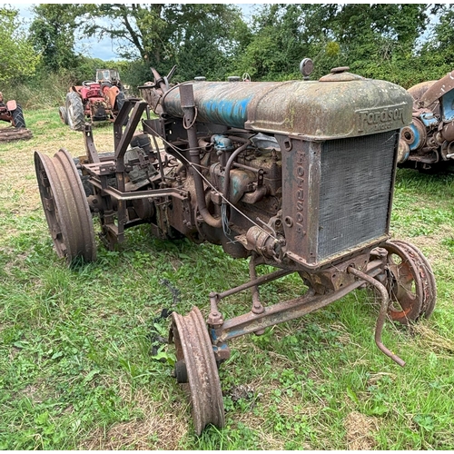 171 - Fordson E27N tractor - spares