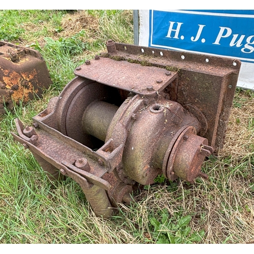 178 - Winch parts