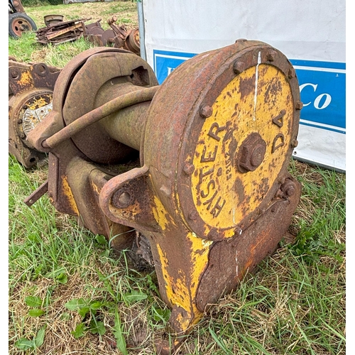 182 - Hyster D4 winch