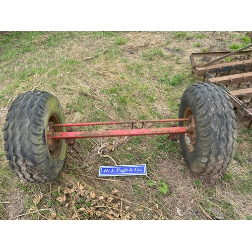 324 - Axle and wheels