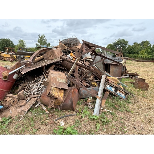 373 - Heap of scrap iron