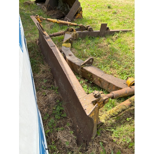 88 - Dozer angle blade and frame