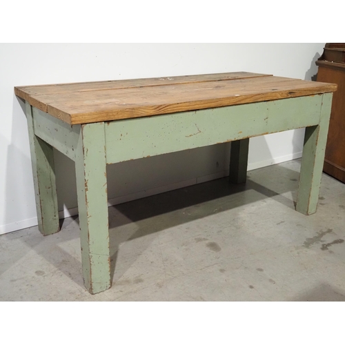 506 - Victorian painted pine scullery table with 2 drawers H30