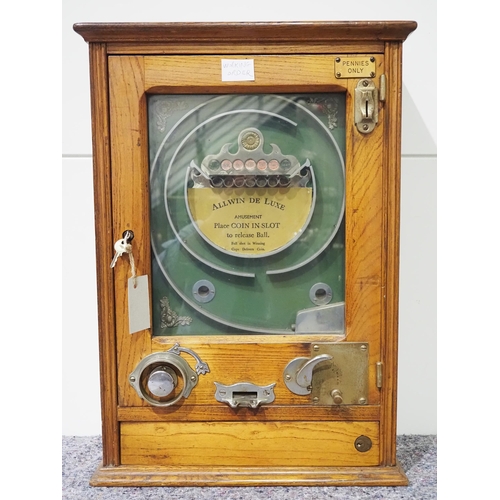 42 - 1920s Allwin De Luxe coin operated slot machine in working order with keys in office