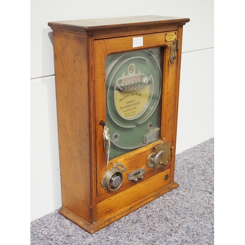 42 - 1920s Allwin De Luxe coin operated slot machine in working order with keys in office