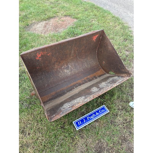 Loader bucket