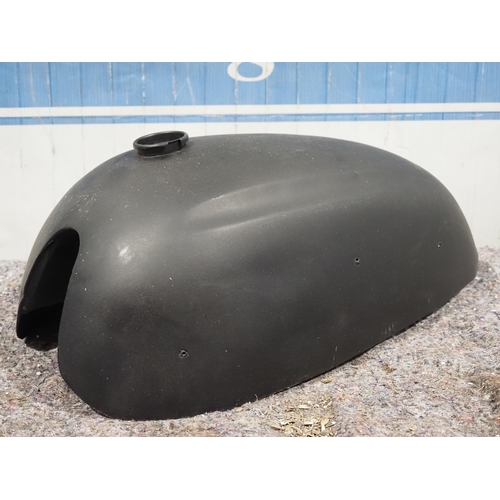 661 - Norton slimline fuel tank