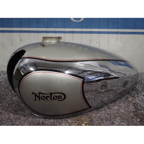 663 - Norton ES2/ Model 77 fuel tank