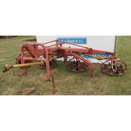 18 - PZ 4 row haybob