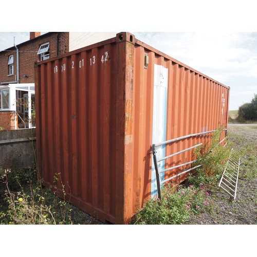 101 - Shipping container 20ft