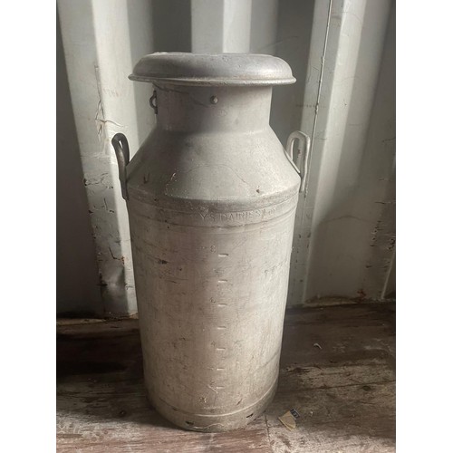 108 - Aluminium 10 gallon milk churn