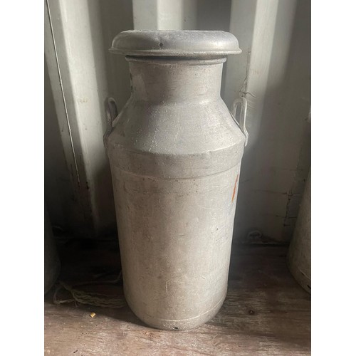 109 - Aluminium 10 gallon milk churn