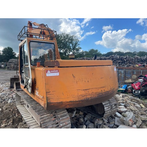 167 - Daewoo 130 excavator, new tracks, sprockets and track motors. C/w 2 buckets and hydraulic hitch. Sho... 