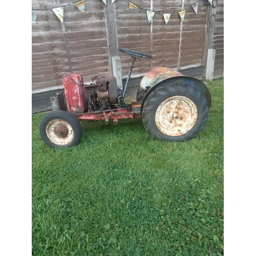 177 - MK4 Trojan 1960's tractor for restoration. Chassis no. 1419